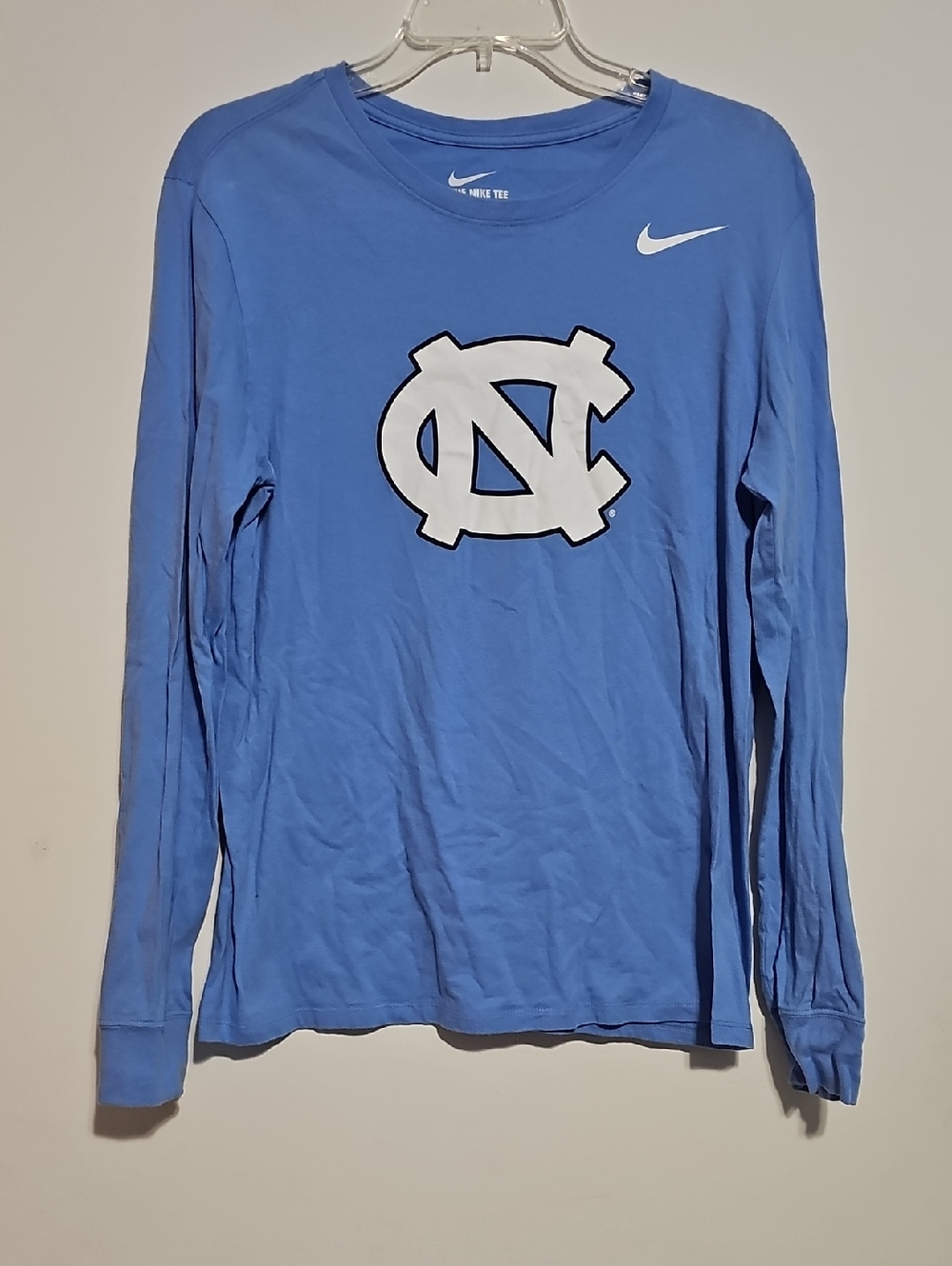 Nike Men’s Long Sleeve Crew with UNC Logo Carolina Blue Medium Tarheels Cotton